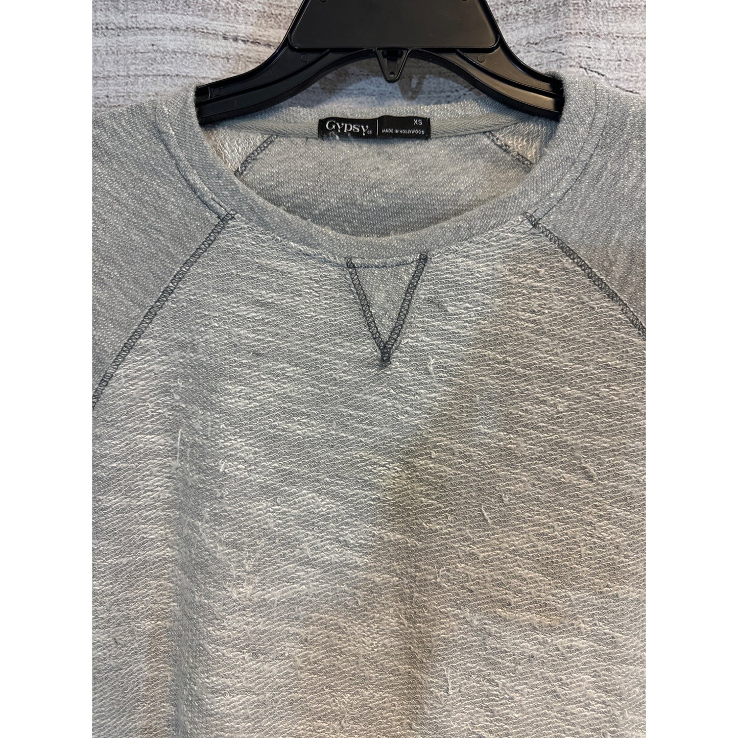 Gypsy 05 Gray Long-Sleeve Pullover Sweater Size XS