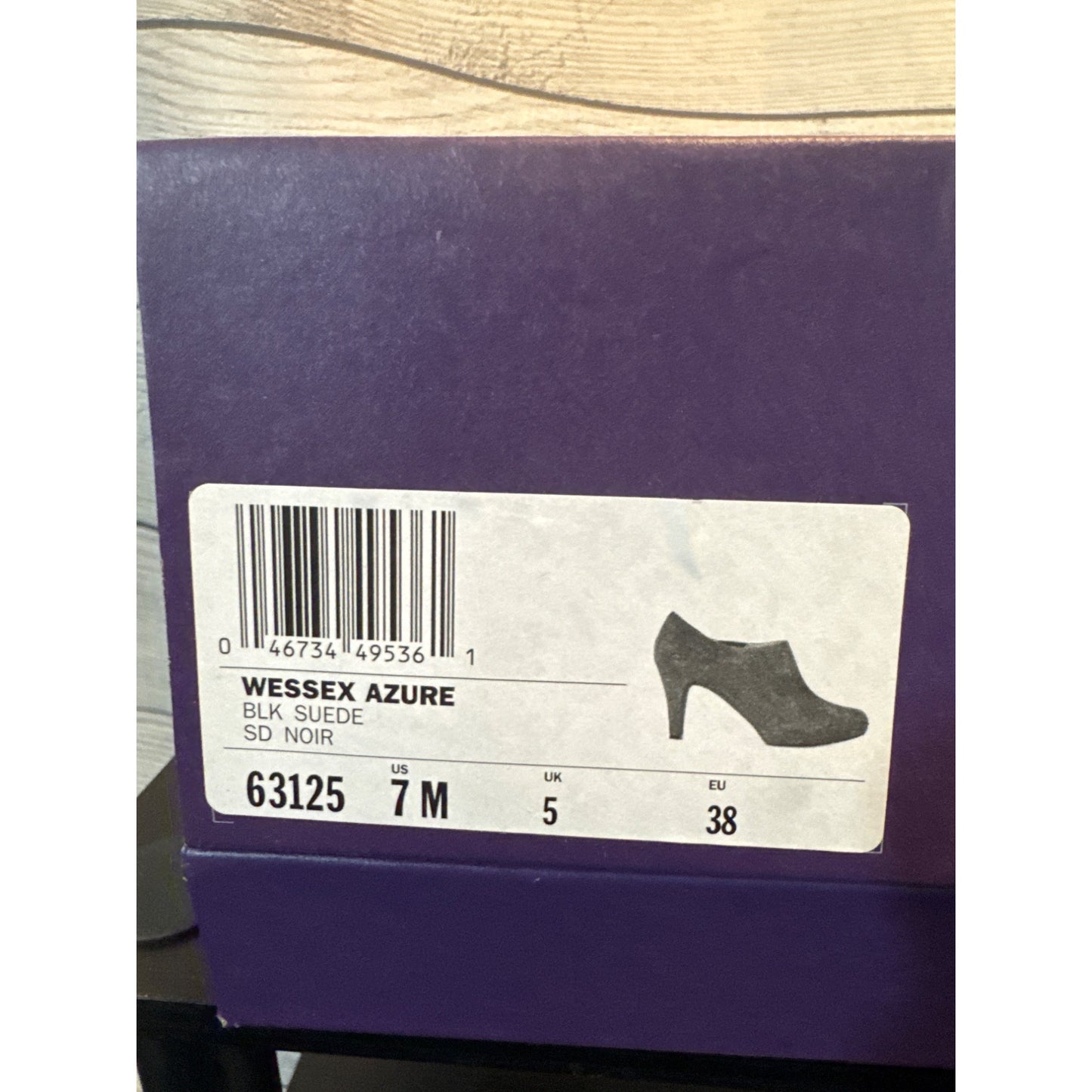 Clarks Wessex Azure Ankle Booties Size 7