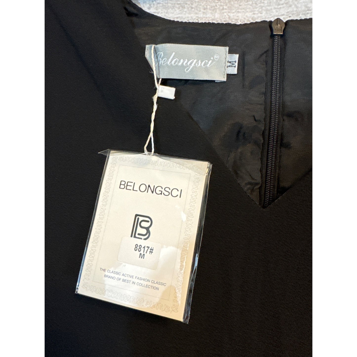 NWT Belongsci V-Neck Bell Sleeve Shift Dress Size M
