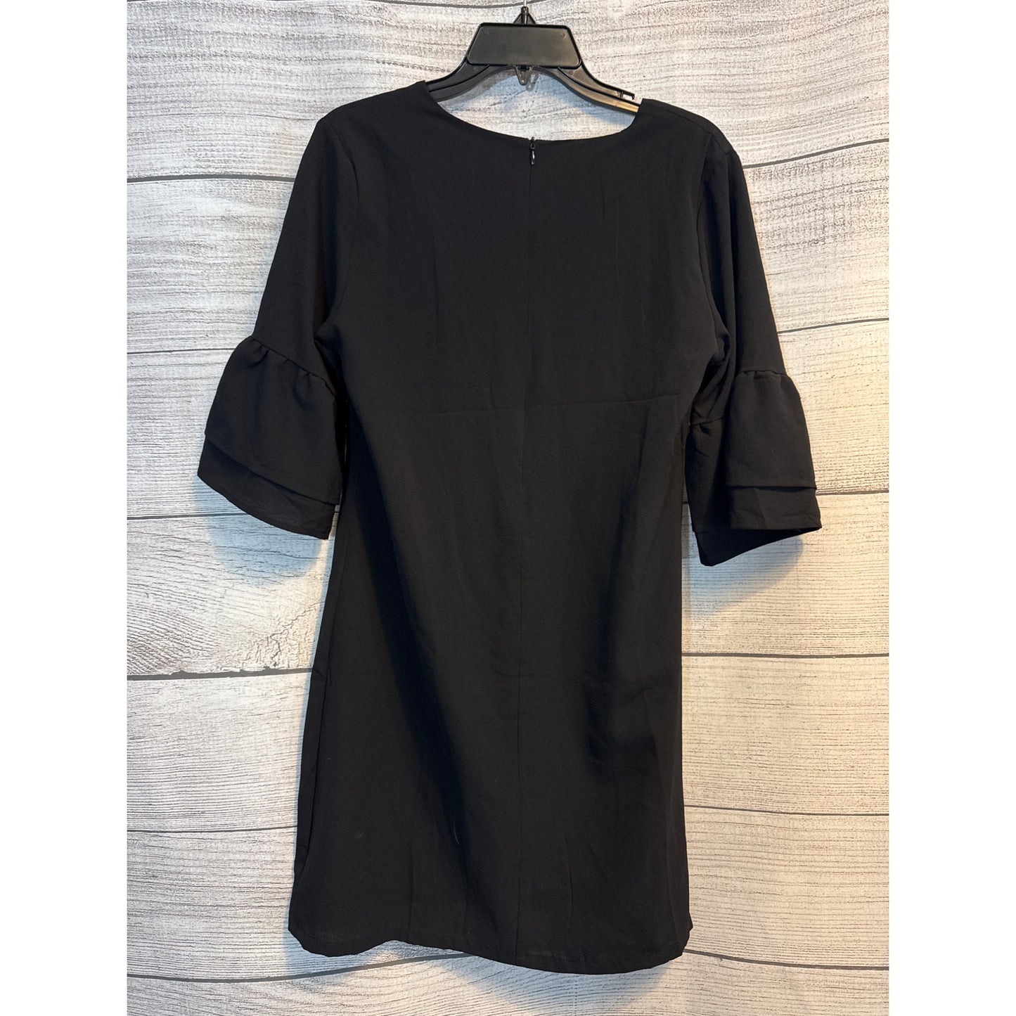 NWT Belongsci V-Neck Bell Sleeve Shift Dress Size M