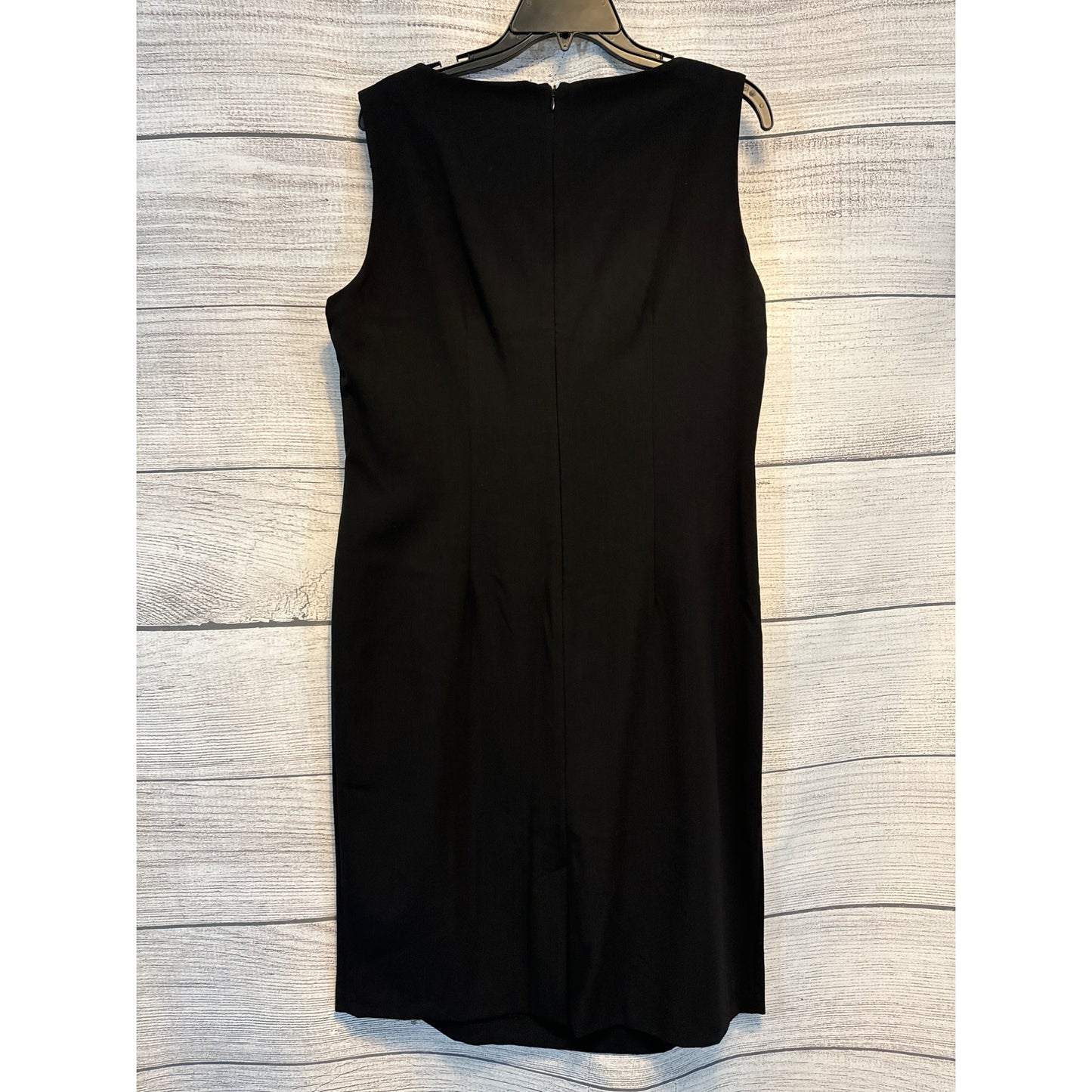 Danny & Nicole Sleeveless Classic Fit Little Black Dress Size 16
