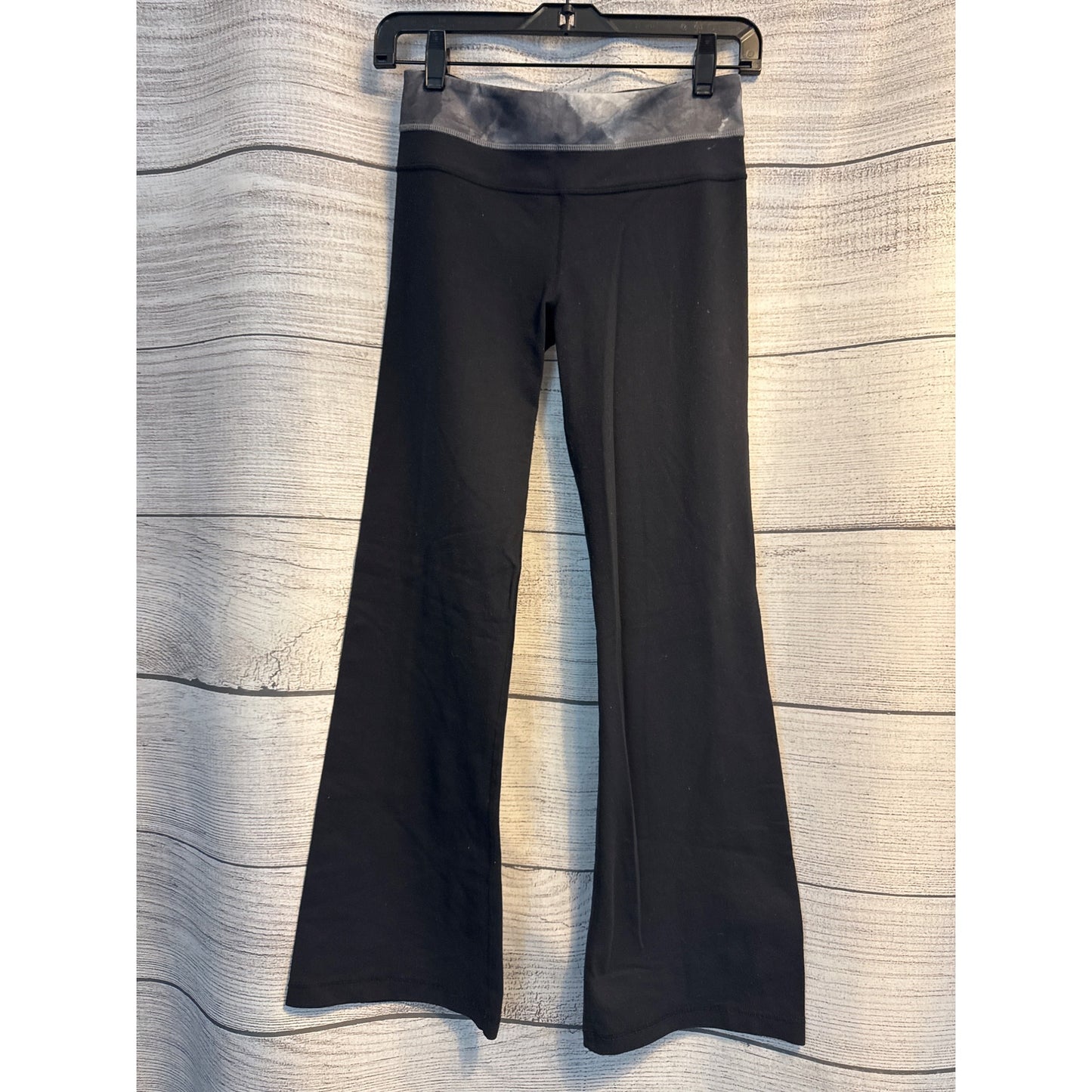 Lululemon Black Groove Pants Size 4