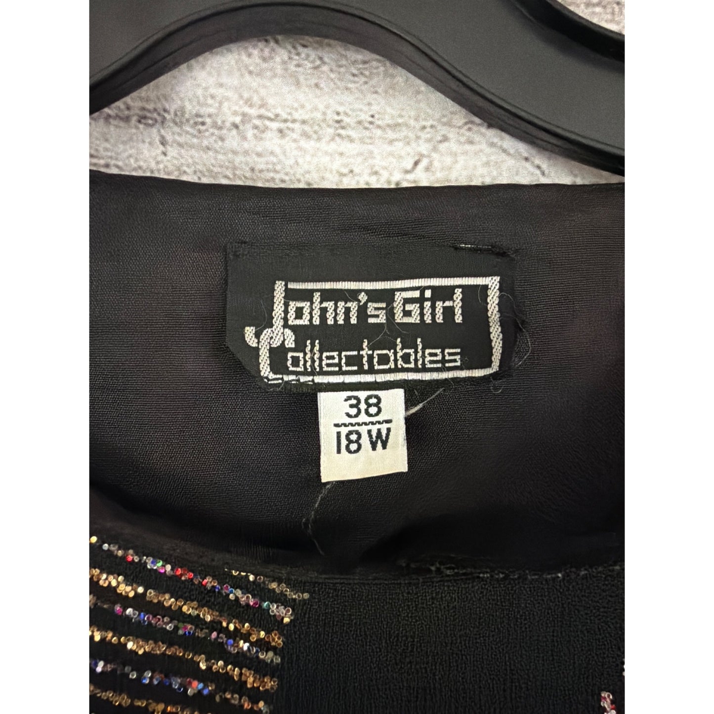 Vintage John's Girl Collectables Black Sequin Abstract Print Blouson Top 18W