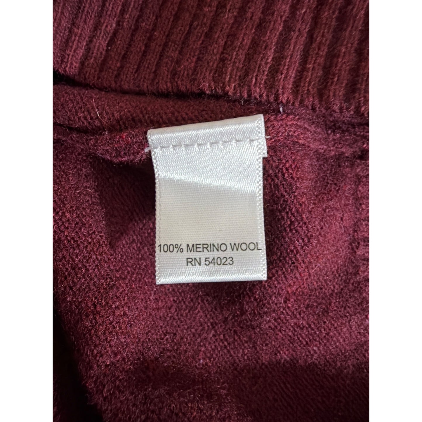 Banana Republic Mens Burgundy Merino Wool Half Button Pullover Sweater Size L