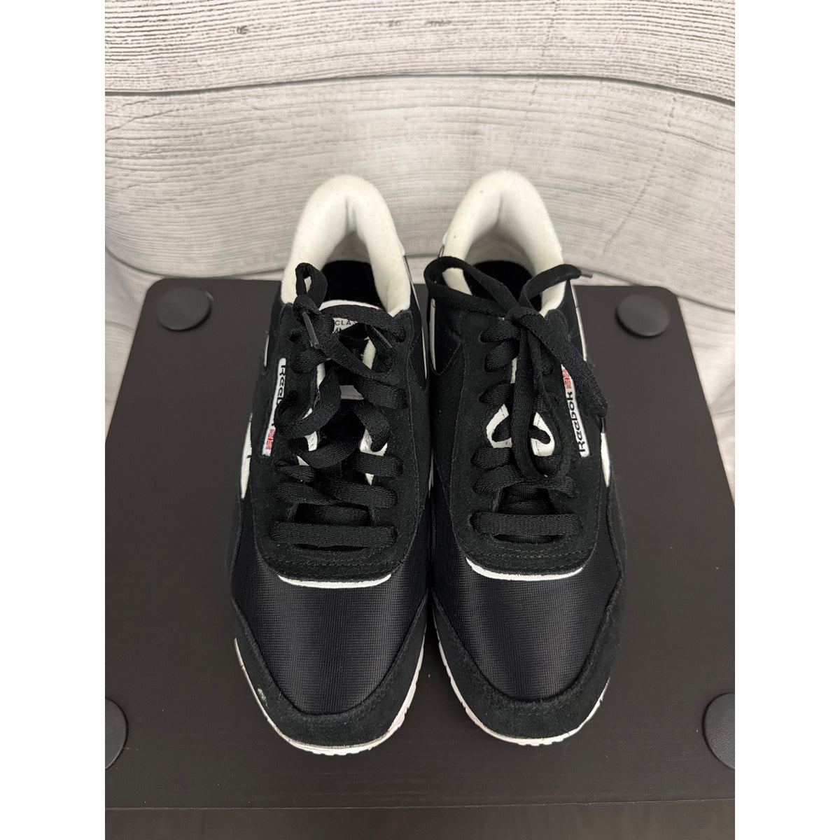Reebok Classic Nylon Shoes Black & White Size 7.5