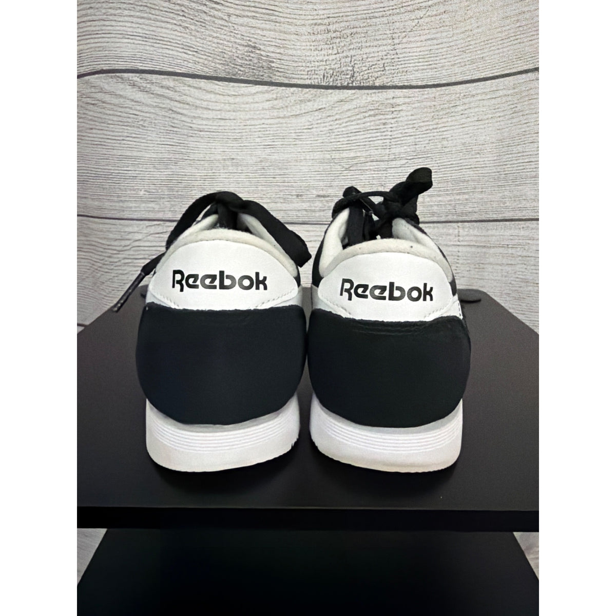 Reebok Classic Nylon Shoes Black & White Size 7.5