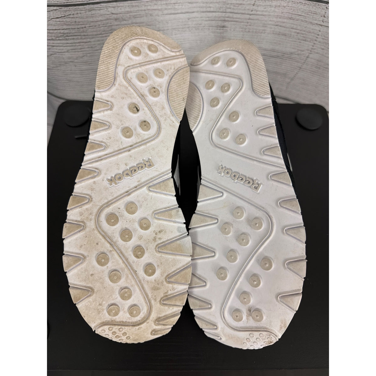 Reebok Classic Nylon Shoes Black & White Size 7.5