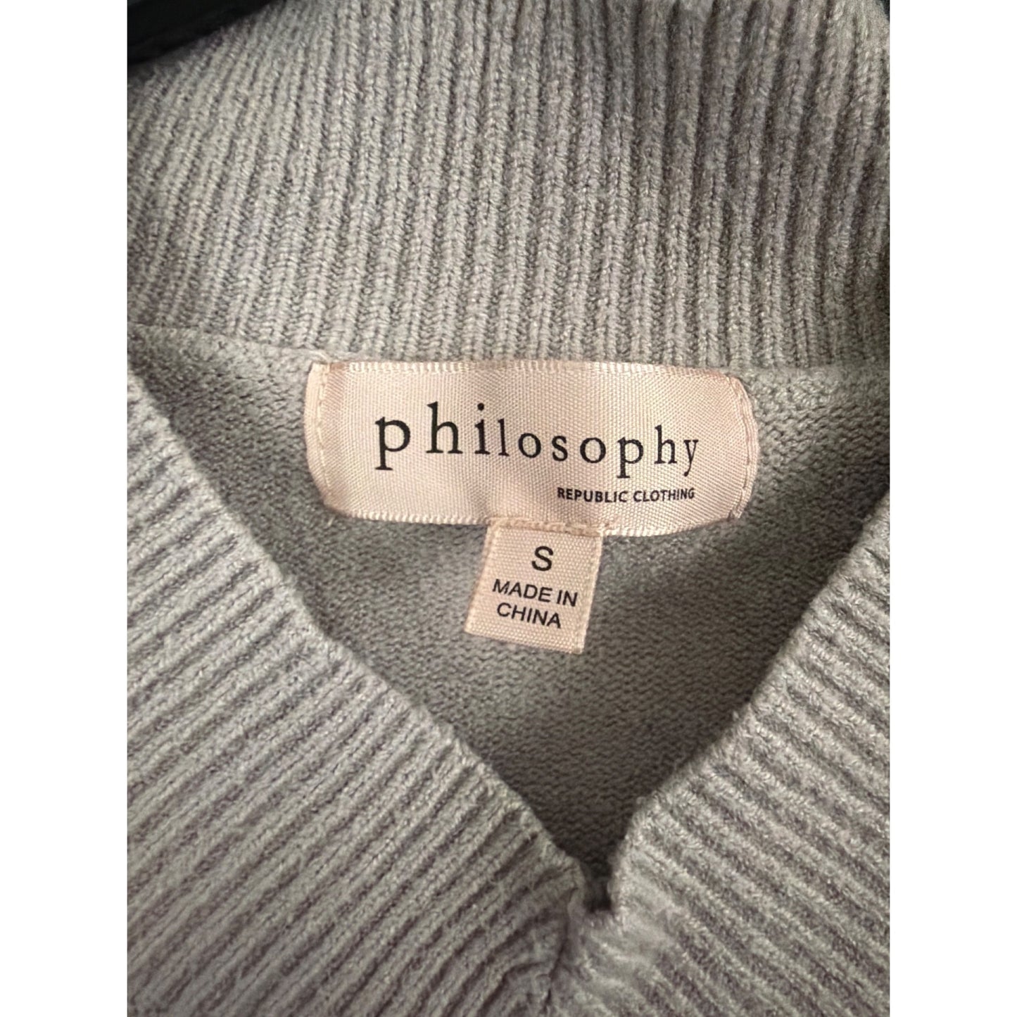 Philosophy Republic Clothing V-Neck Knit Sweater With Ribbed Trim Size S