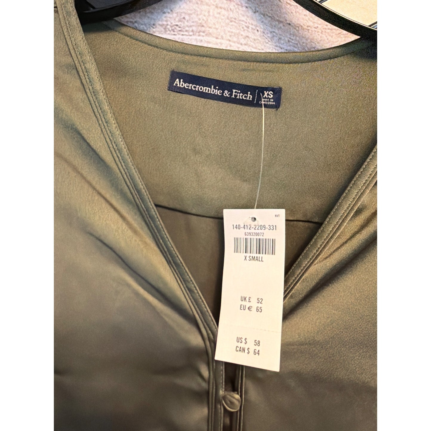 NWT Abercrombie & Fitch Olive Green Satin Tie Waist Blouse Size XS