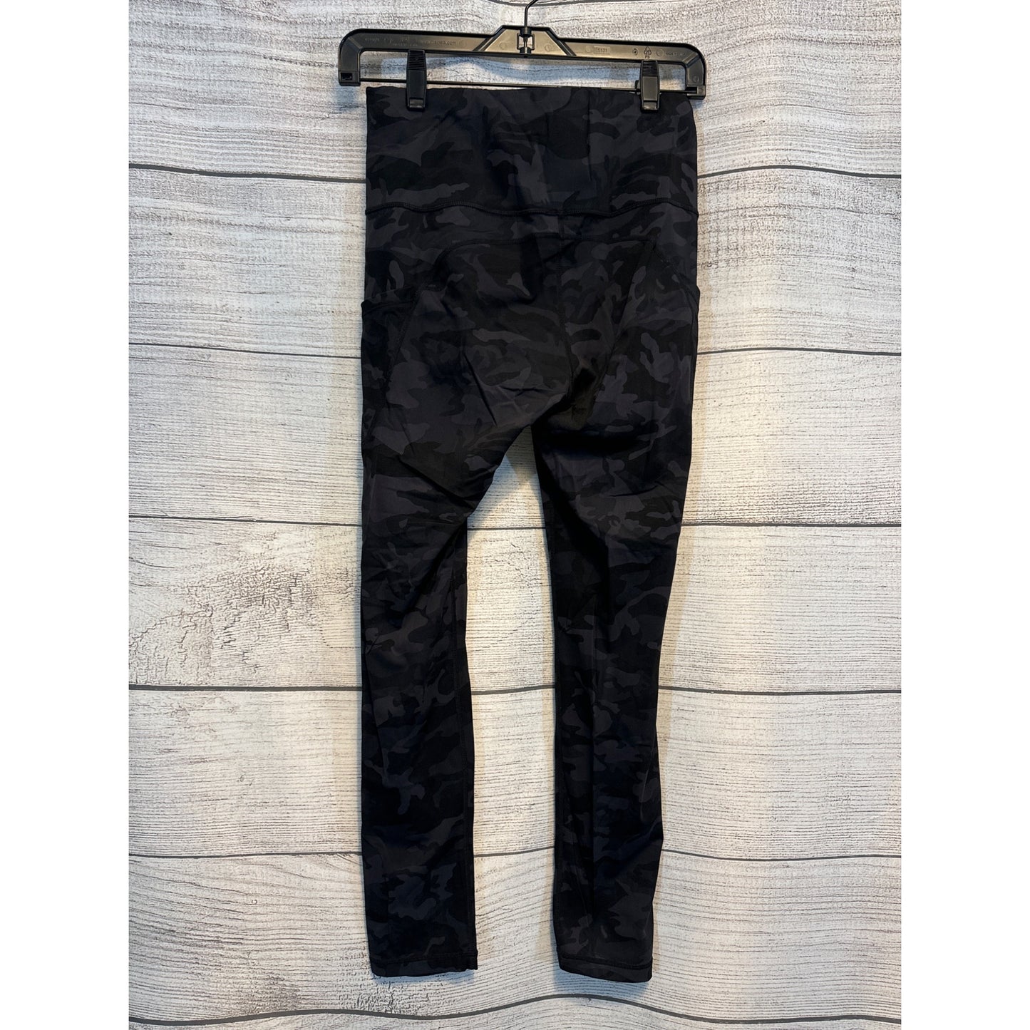 High-Rise Leggings Camouflage Pattern with Pockets Size L