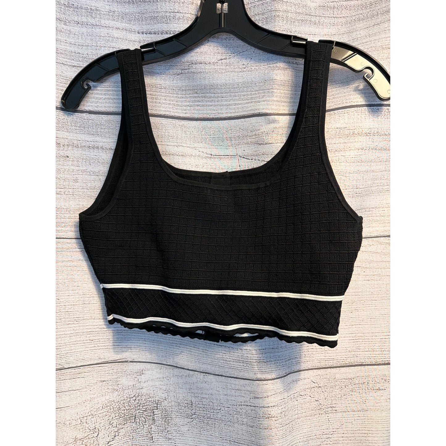 Babaton Sculpt Knit Button Cropped Tank Size L