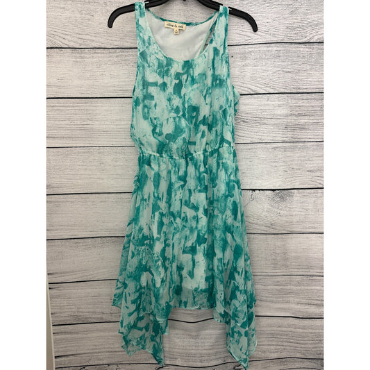 Olive and Oak Sleeveless Asymmetrical Hem Dress Size M