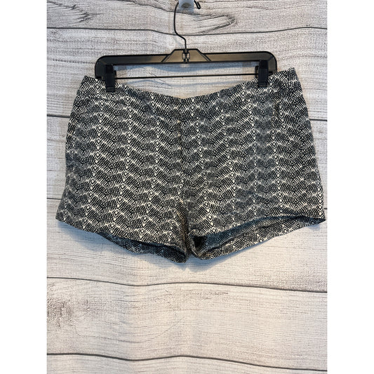 Joie Black & White Linen/Silk Shorts Size