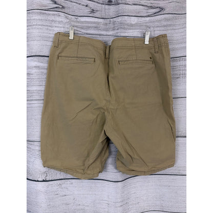 Mens Lucky Brand "Saturday Stretch" Khaki Shorts Size 38