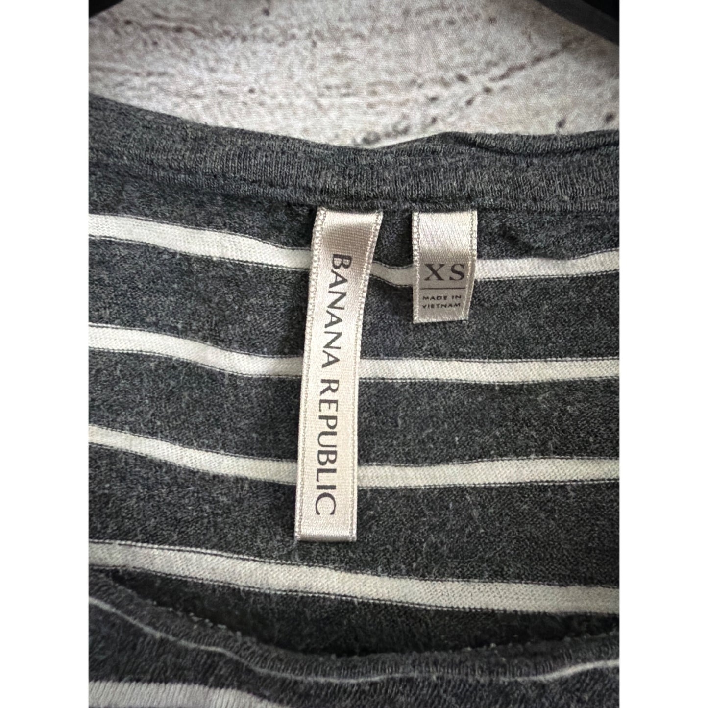 Banana Republic The Signature Tee Striped Long-Sleeve Shirt Size XS