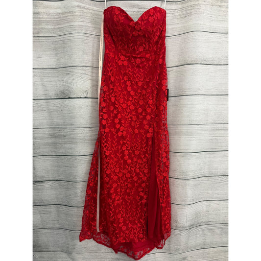NWT Lulus Romantic Beauty Floral Embroidered Strapless Maxi Dress Size XL