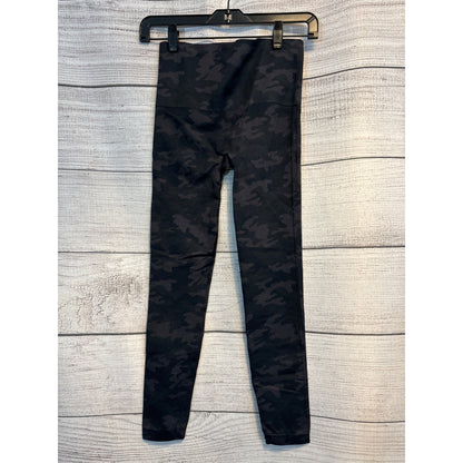 Spanx Black Seamless Camo Leggings Size M