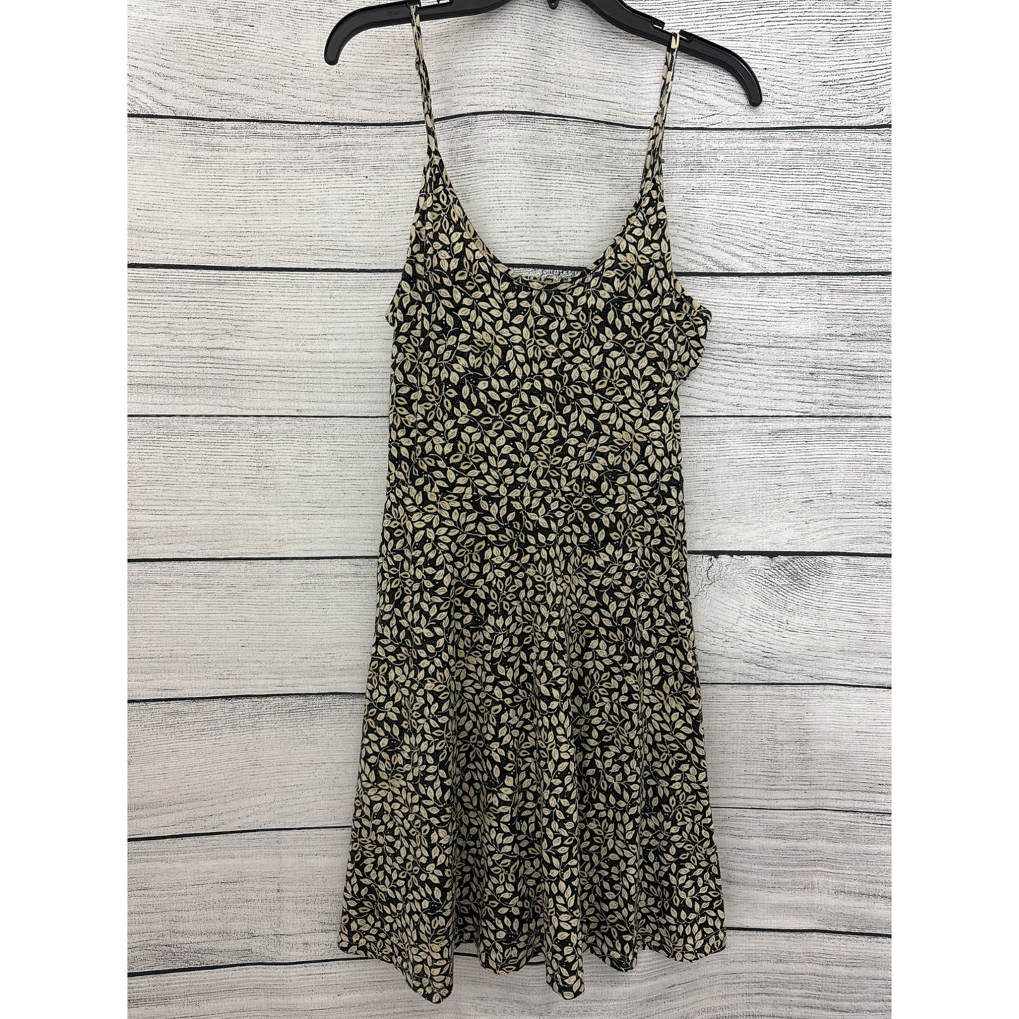 Acevog leaf dress