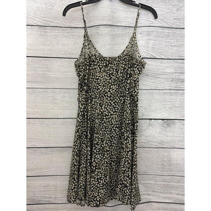 Acevog leaf dress