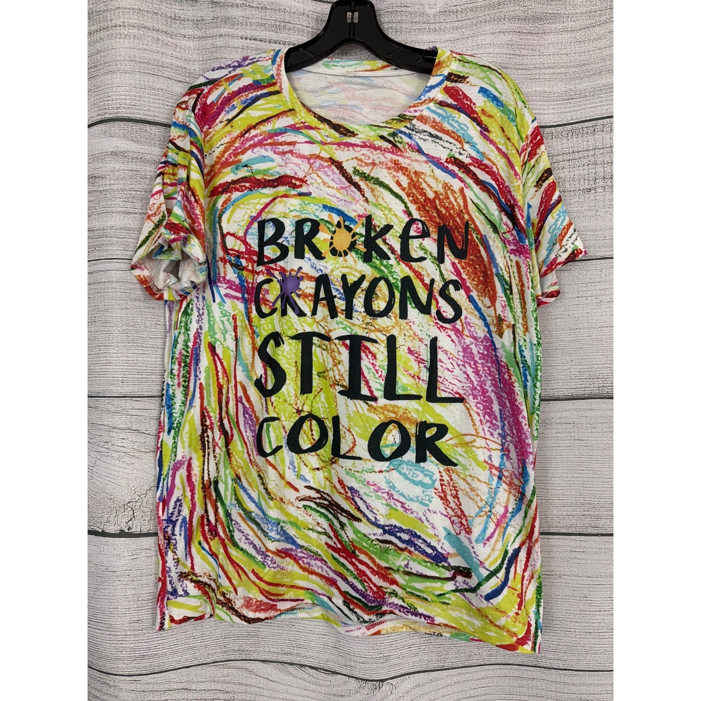 Broken Crayons Still Color Graphic T-Shirt Size L