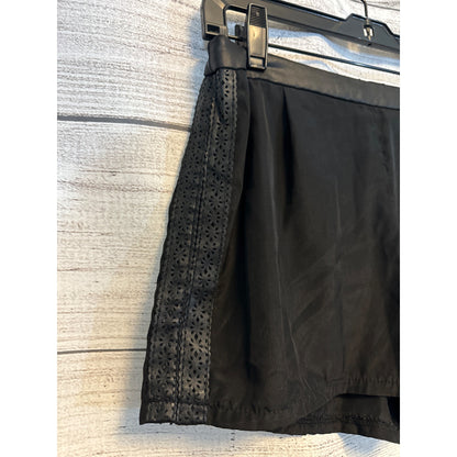 Delia's Black Lace-Trimmed High-Waisted Shorts Size S