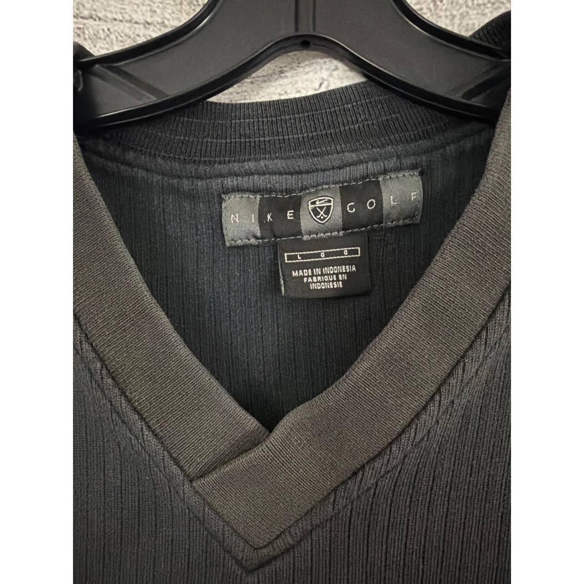 Mens Vintage Nike Golf Black Sleeveless V-Neck Sweater Size L