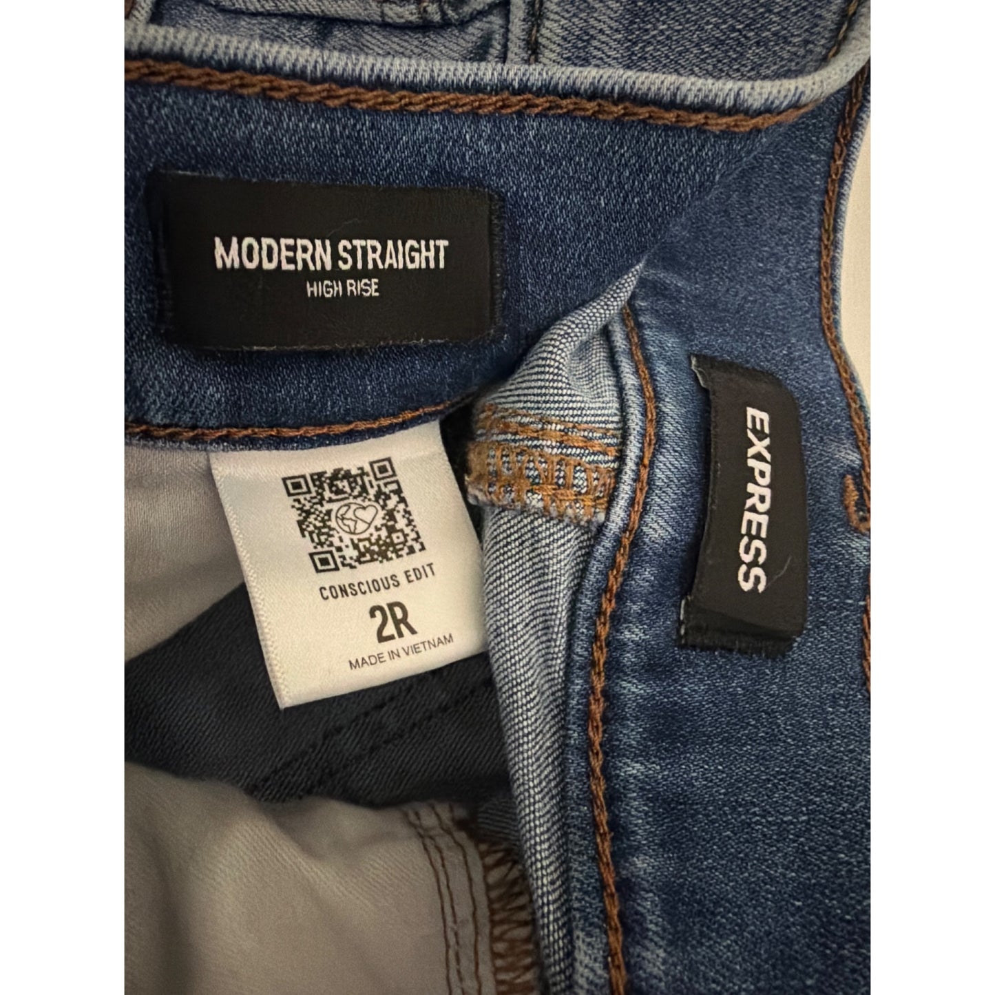 Express Modern Straight High Rise Distressed Jeans 2R