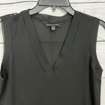 Banana Republic Black Sleeveless V-Neck Blouse, Size XS
