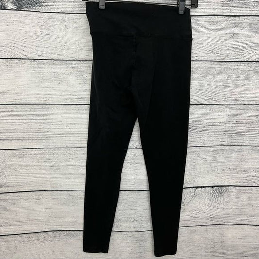 Basic black leggings