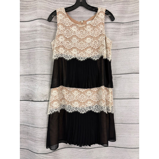 Jessica Simpson Lace & Pleated Sleeveless Dress Size 10