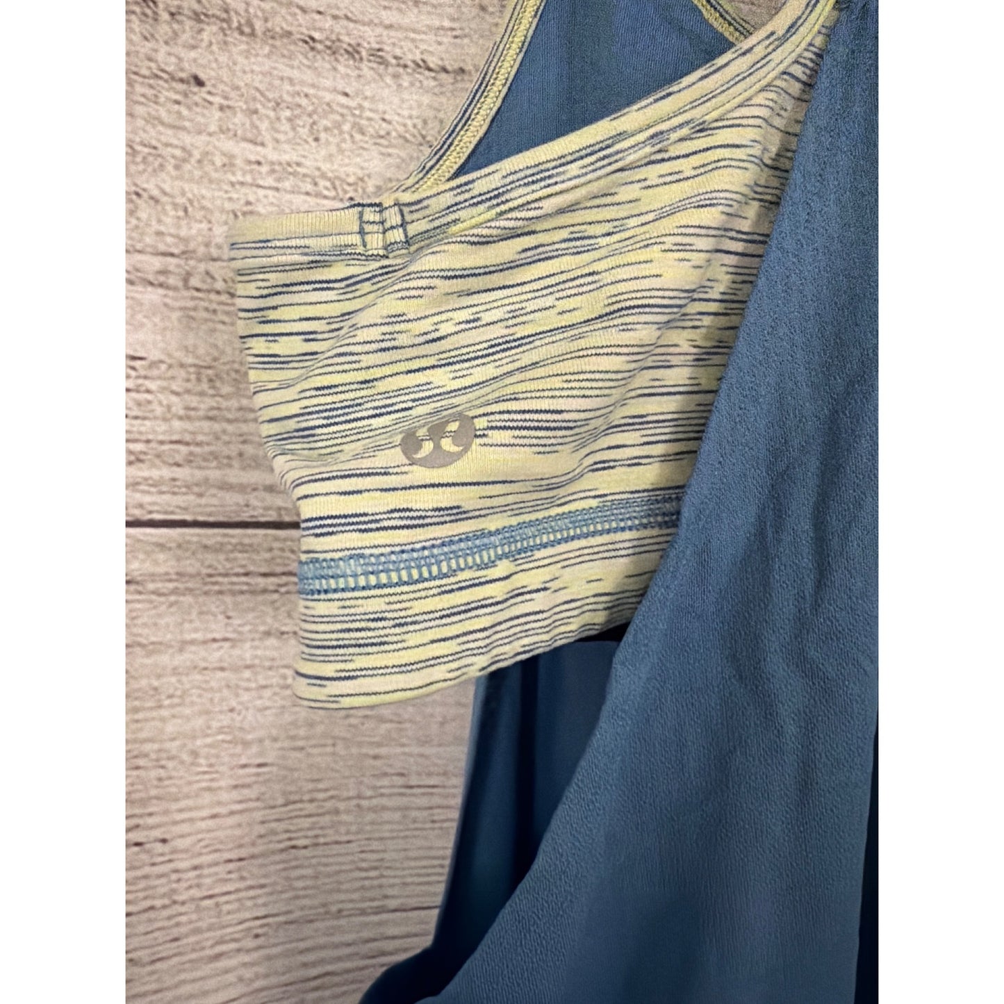 Lululemon No Limit Athletic Tank Top With Built-In Bra Size 8