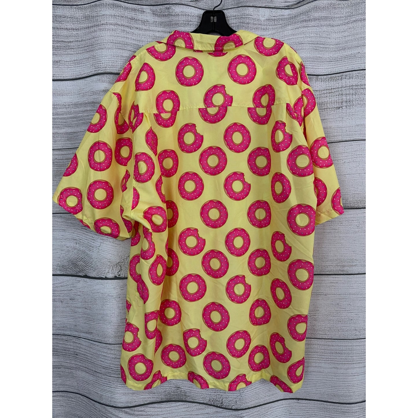 Uzzi Mens Yellow Button-Up Shirt With Pink Donut Print Size XXL