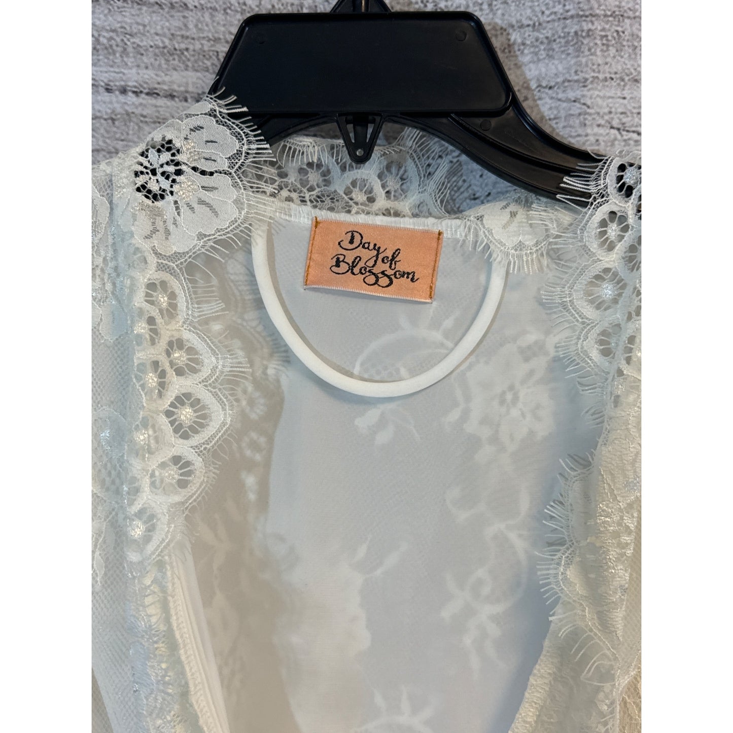 Day Of Blossom Lace Kimono Robe With Floral Design OS