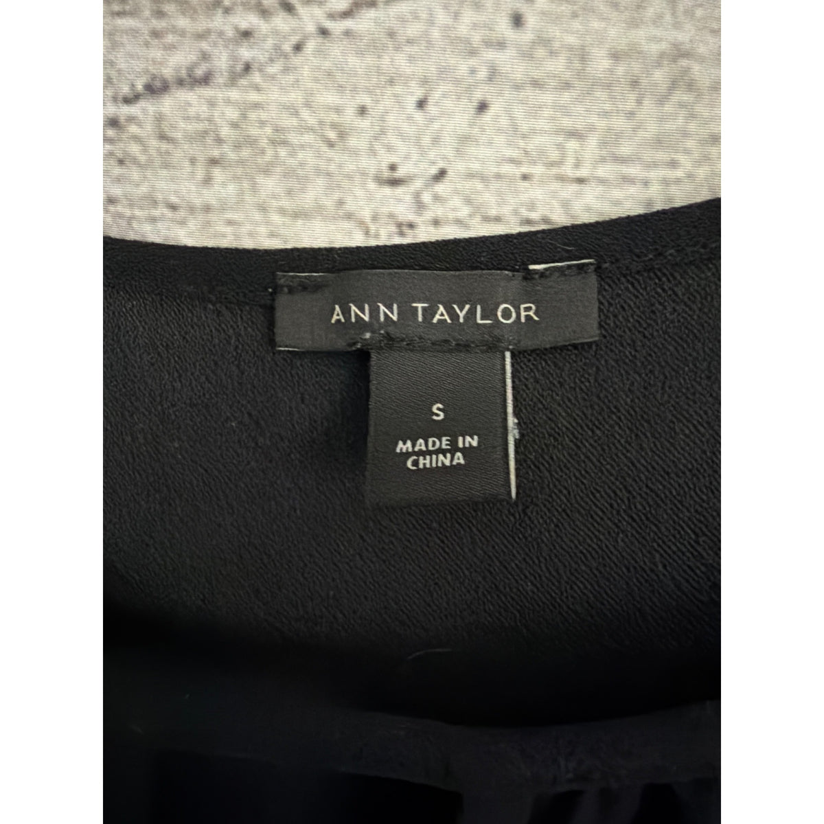 Ann Taylor Short Sleeve Keyhole Peplum Back Top Size S
