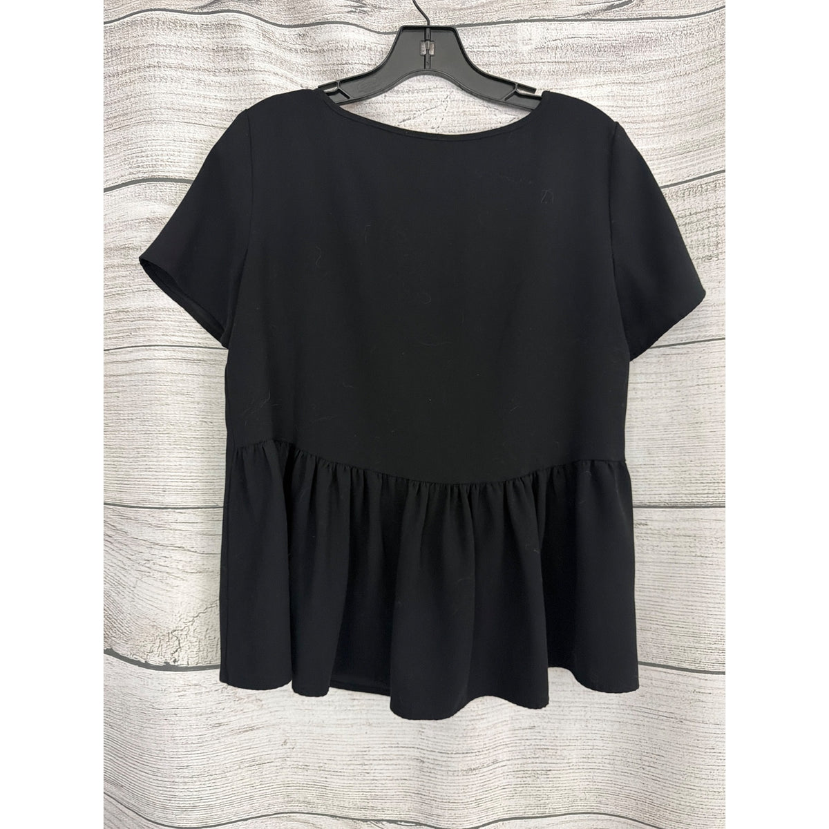 Ann Taylor Short Sleeve Keyhole Peplum Back Top Size S