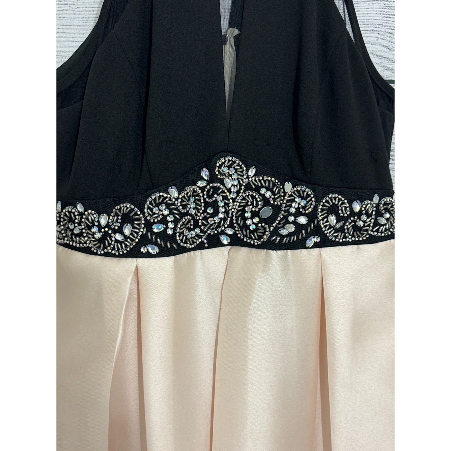 Nights By Teeze Me Embellished Halter Dress Size 13/14