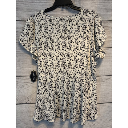 NWT AUW Floral Short Sleeve Wrap Top Size XL