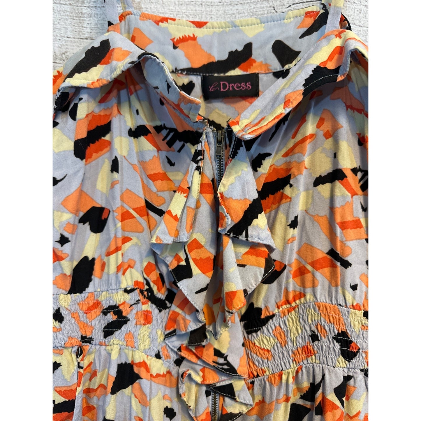 Le Dress Spaghetti Strap Colorful Abstract Print Ruffle Front Size M