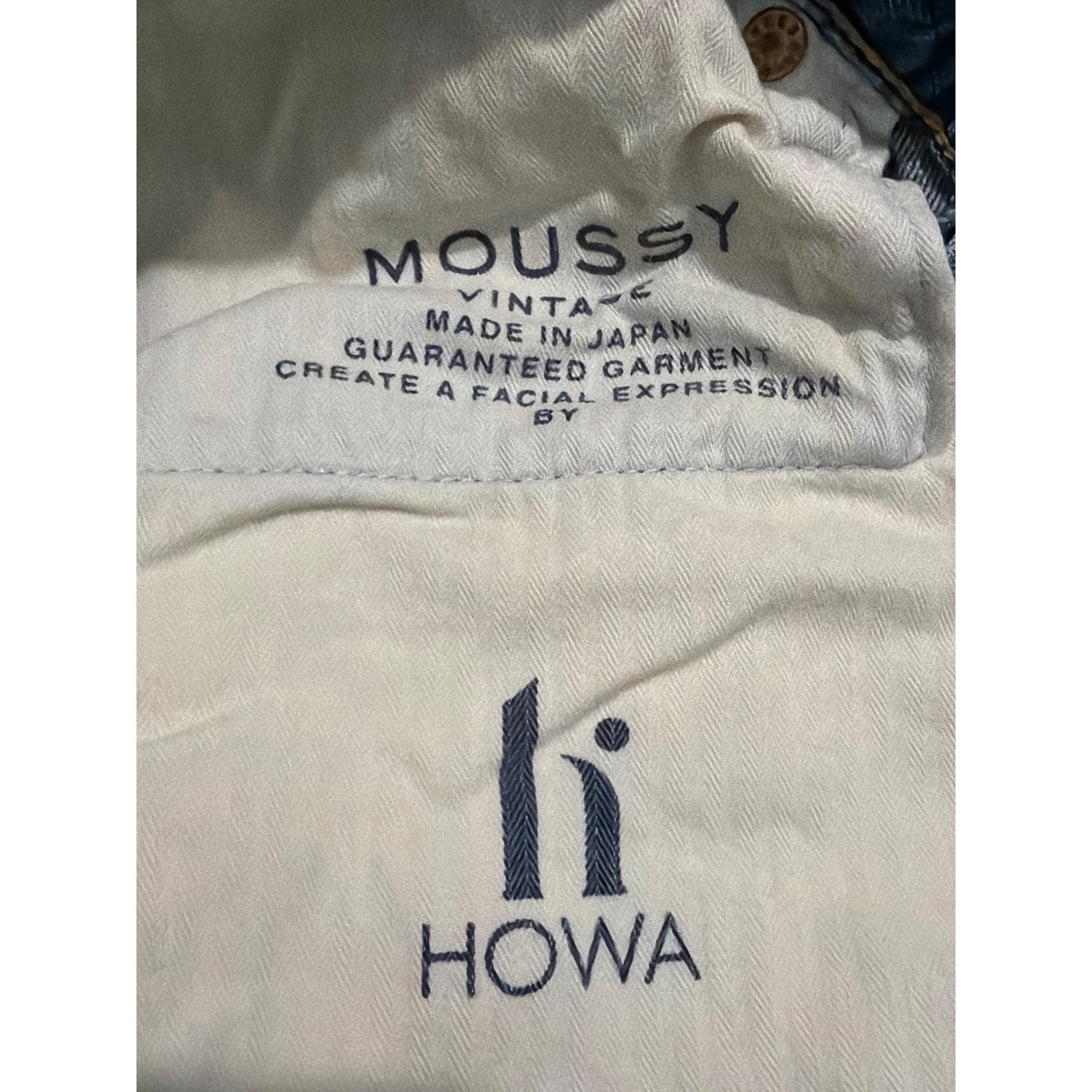 Moussy Vintage Howa Distressed Straight-Leg Jeans