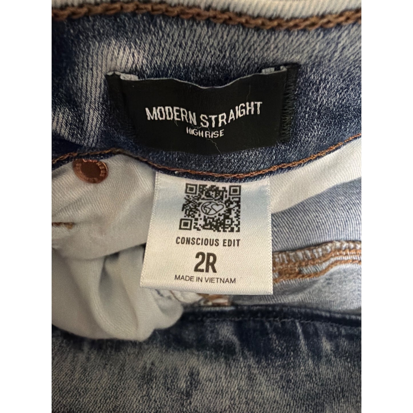 Express High-Rise Modern Straight Jeans Light Wash Distressed 2R