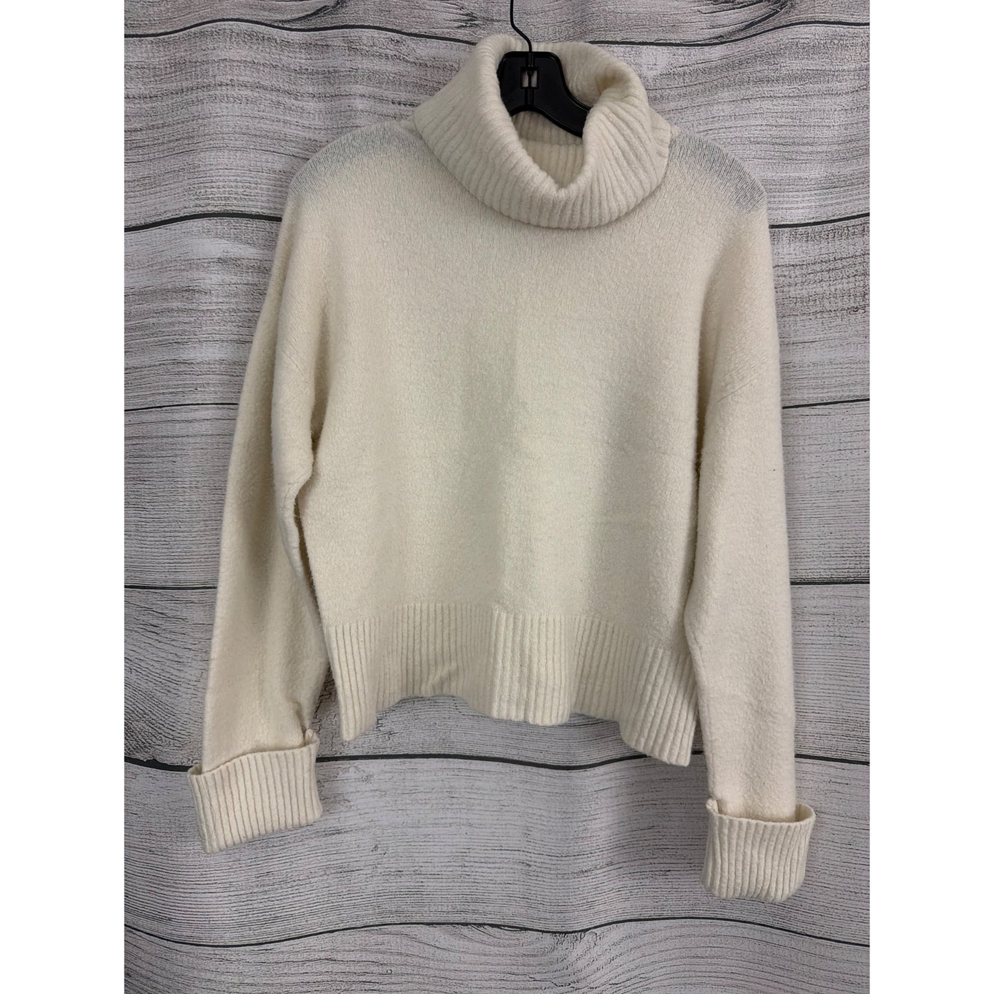 Express Cozy Cream Turtleneck Sweater Size S