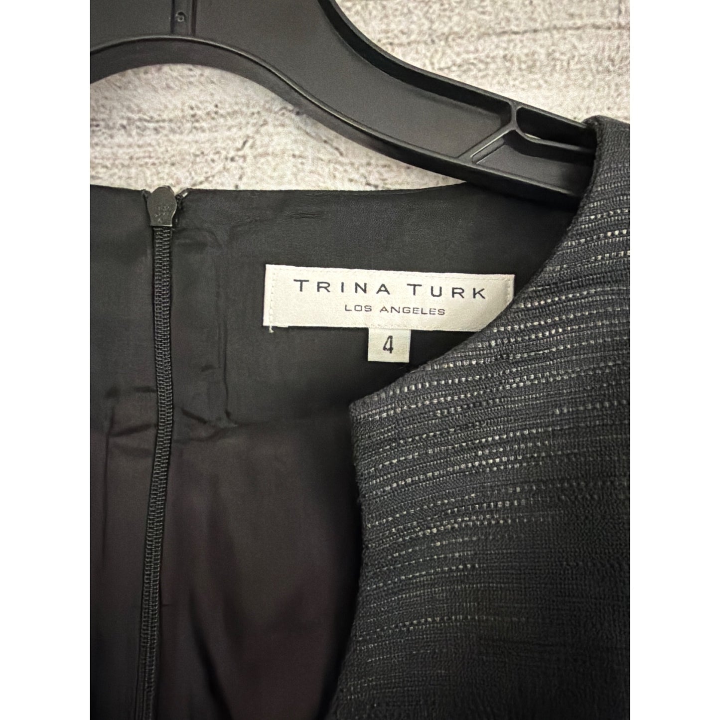 Trina Turk Black Sleeveless Textured Sheath Dress Size 4