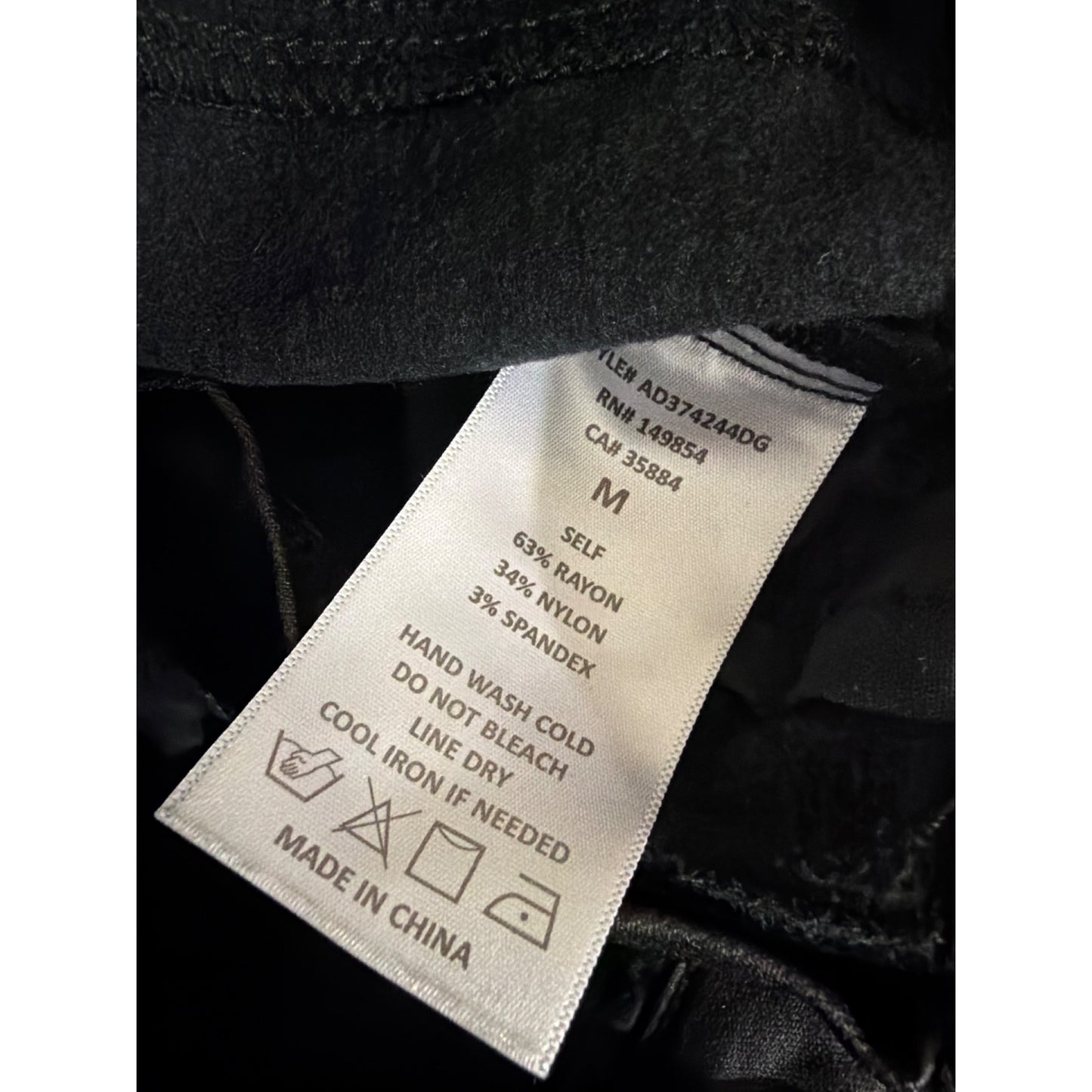 Sadie and Sage Black Skinny Pants Size M