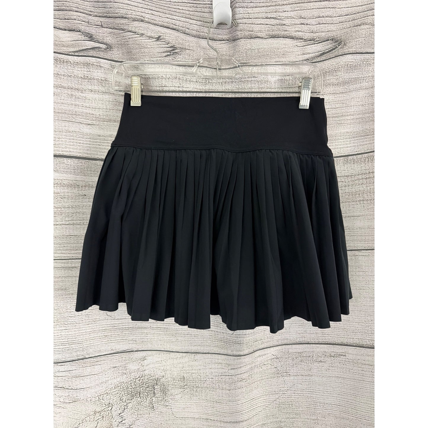 OFFLINE By Aerie Real Me Tiebreaker Pleated Skort Size M