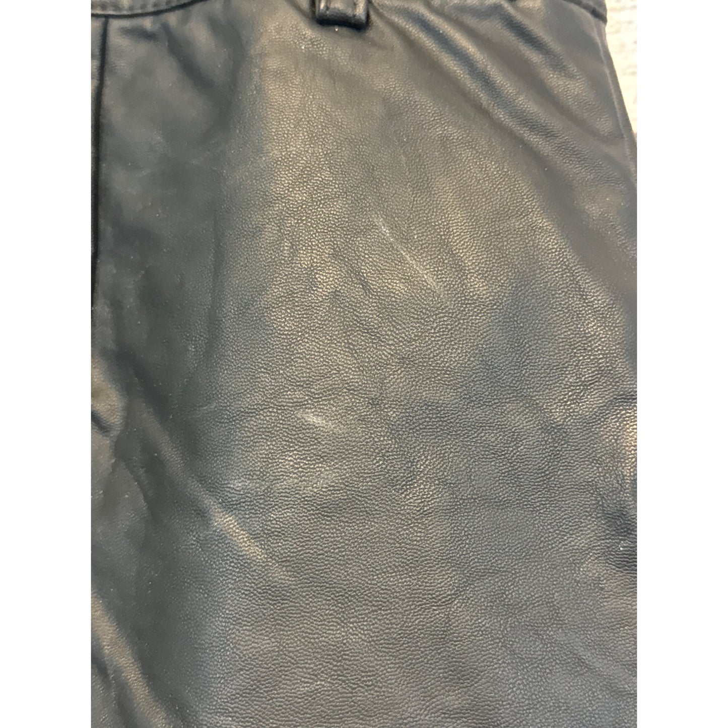 Forever 21 Essentials Faux Leather Shorts Size 2