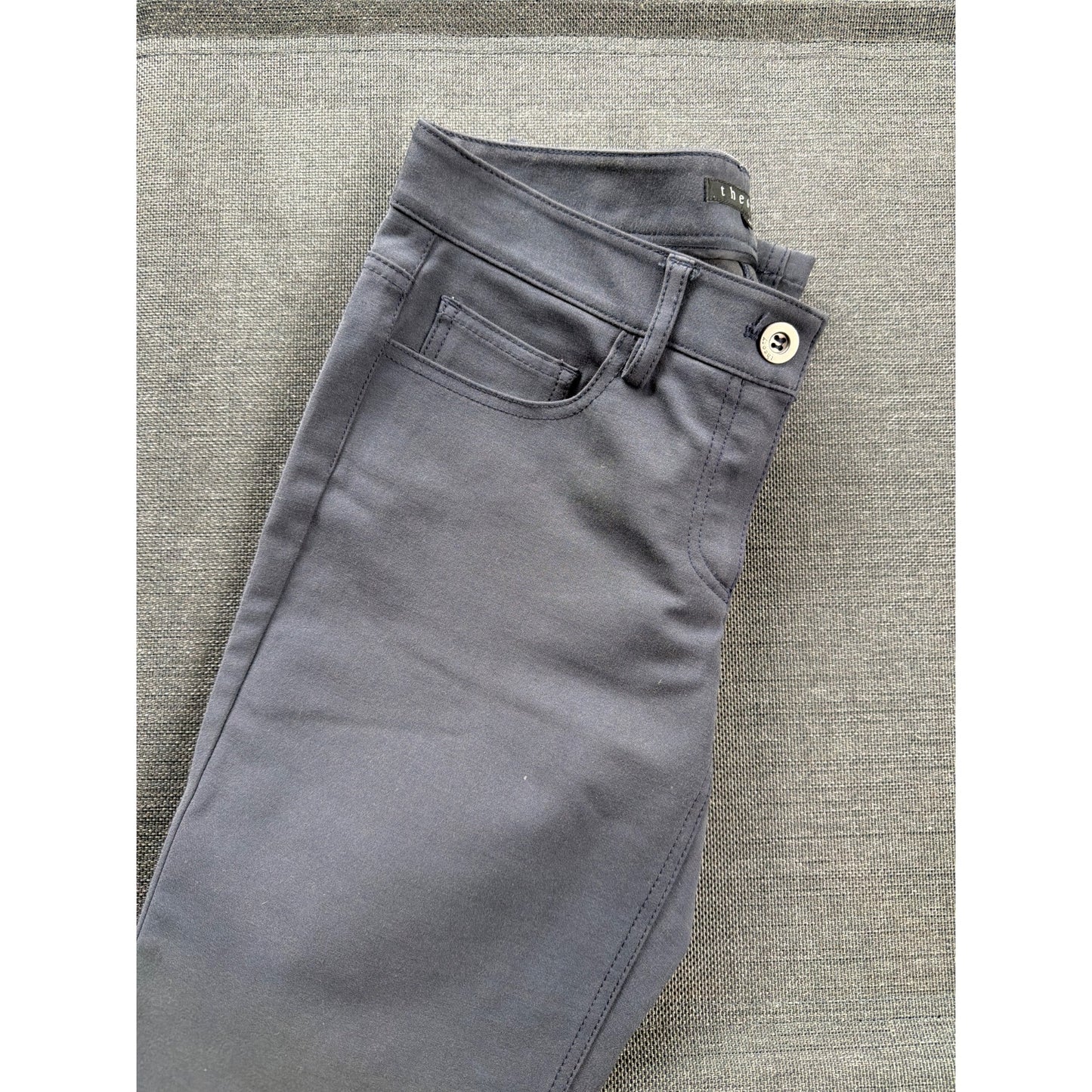 Theory Grey Slim Fit Pants Size 4