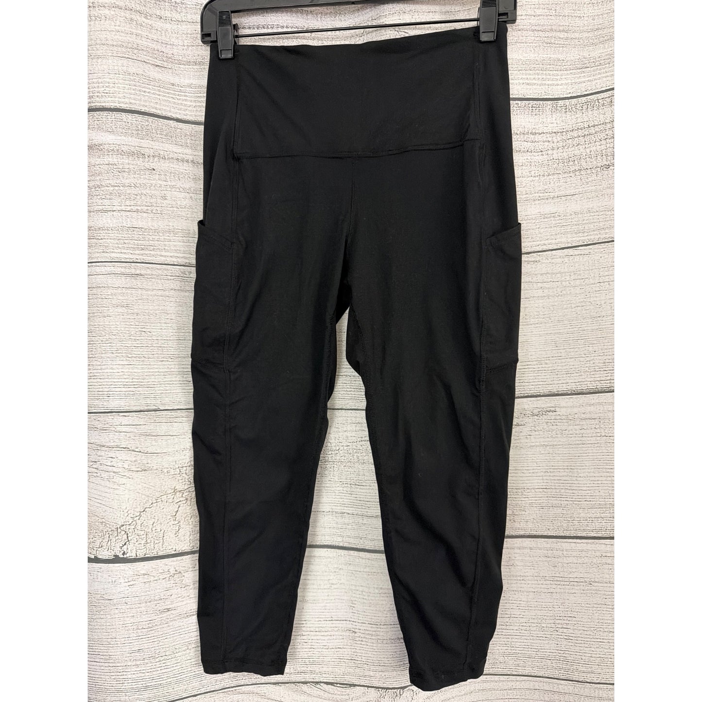 Leggings Depot Black Capri Leggings W Pockets Size M