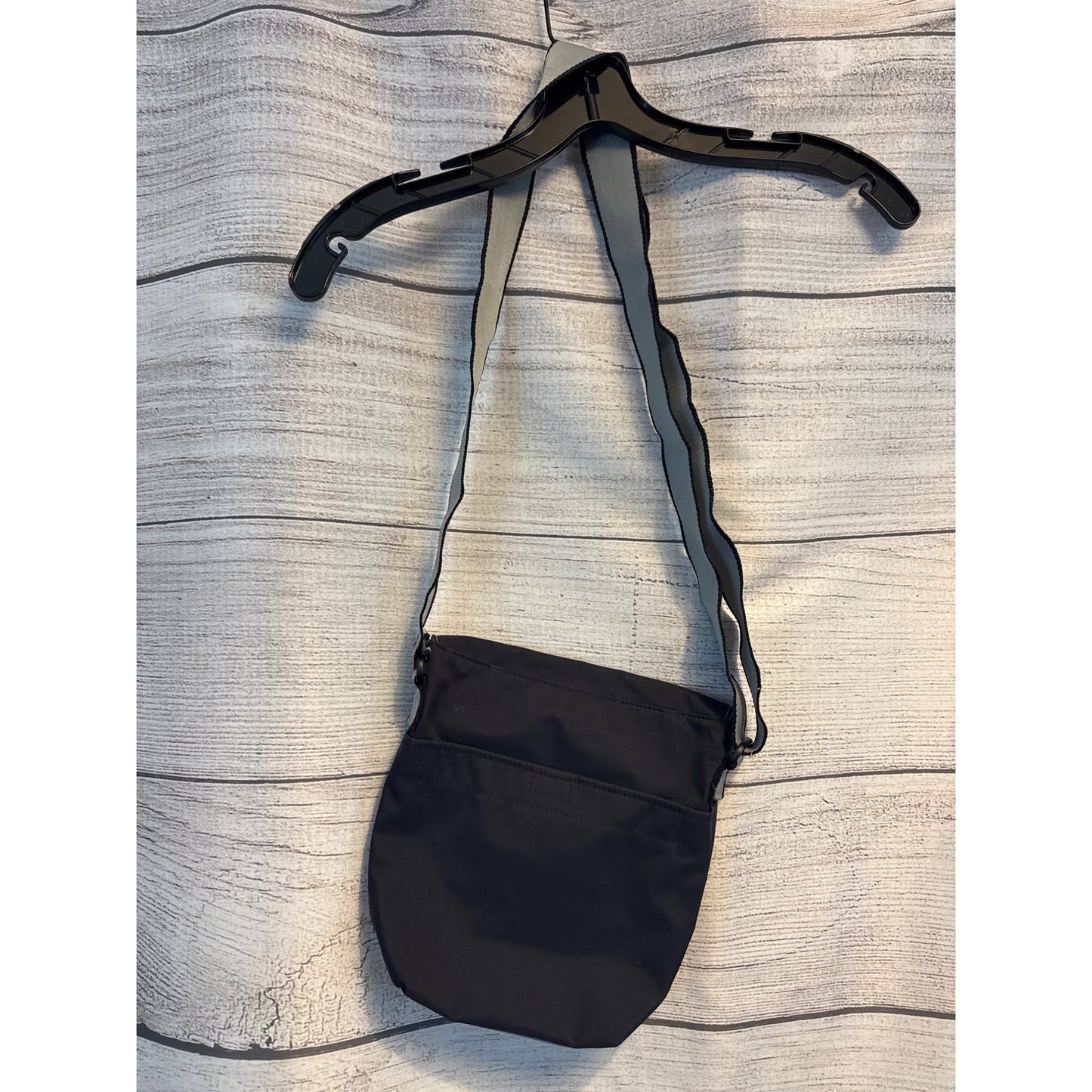 Nike Black Crossbody Bag With Adjustable Strap