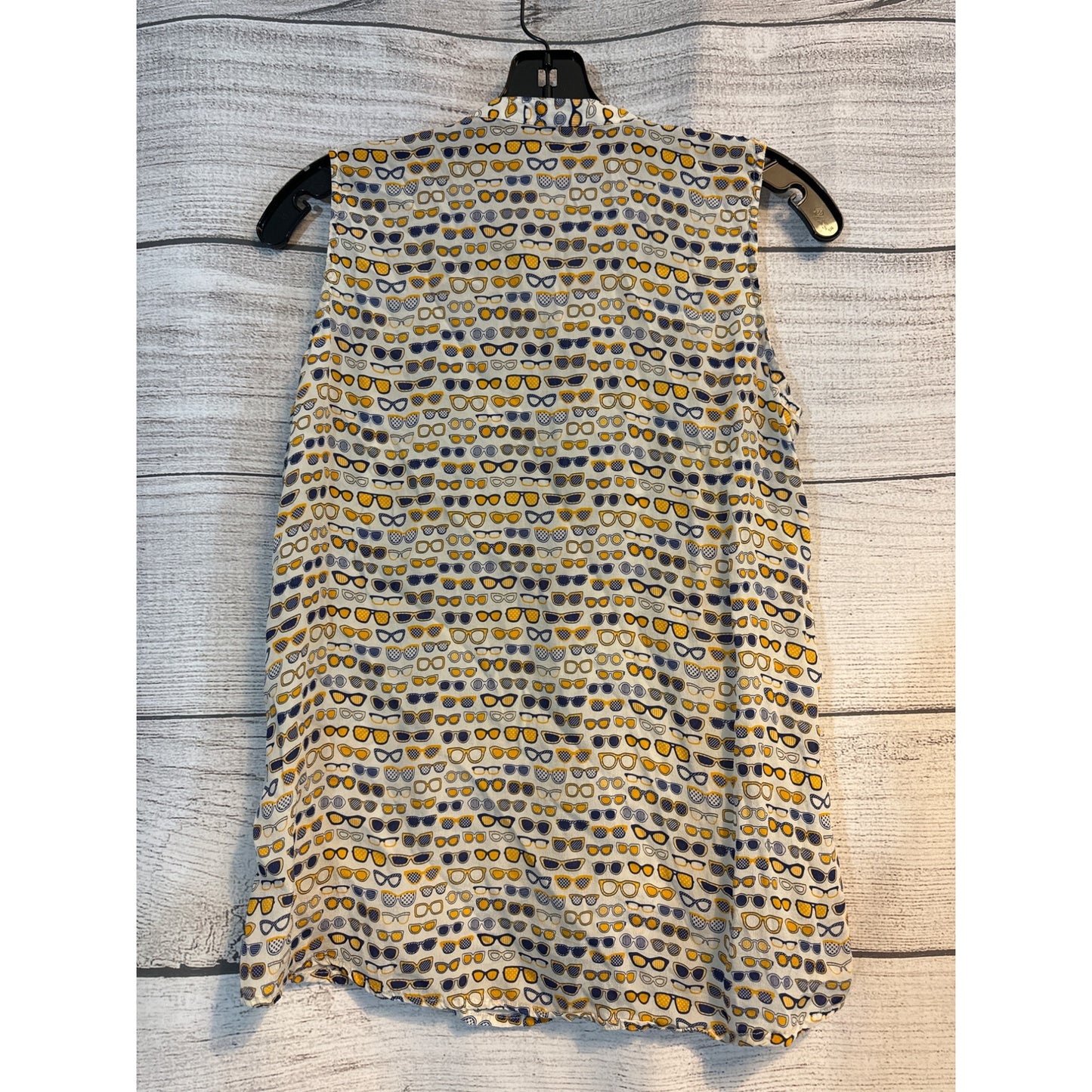 APNY Sleeveless Button-Up Blouse With Sunglasses Print Size S