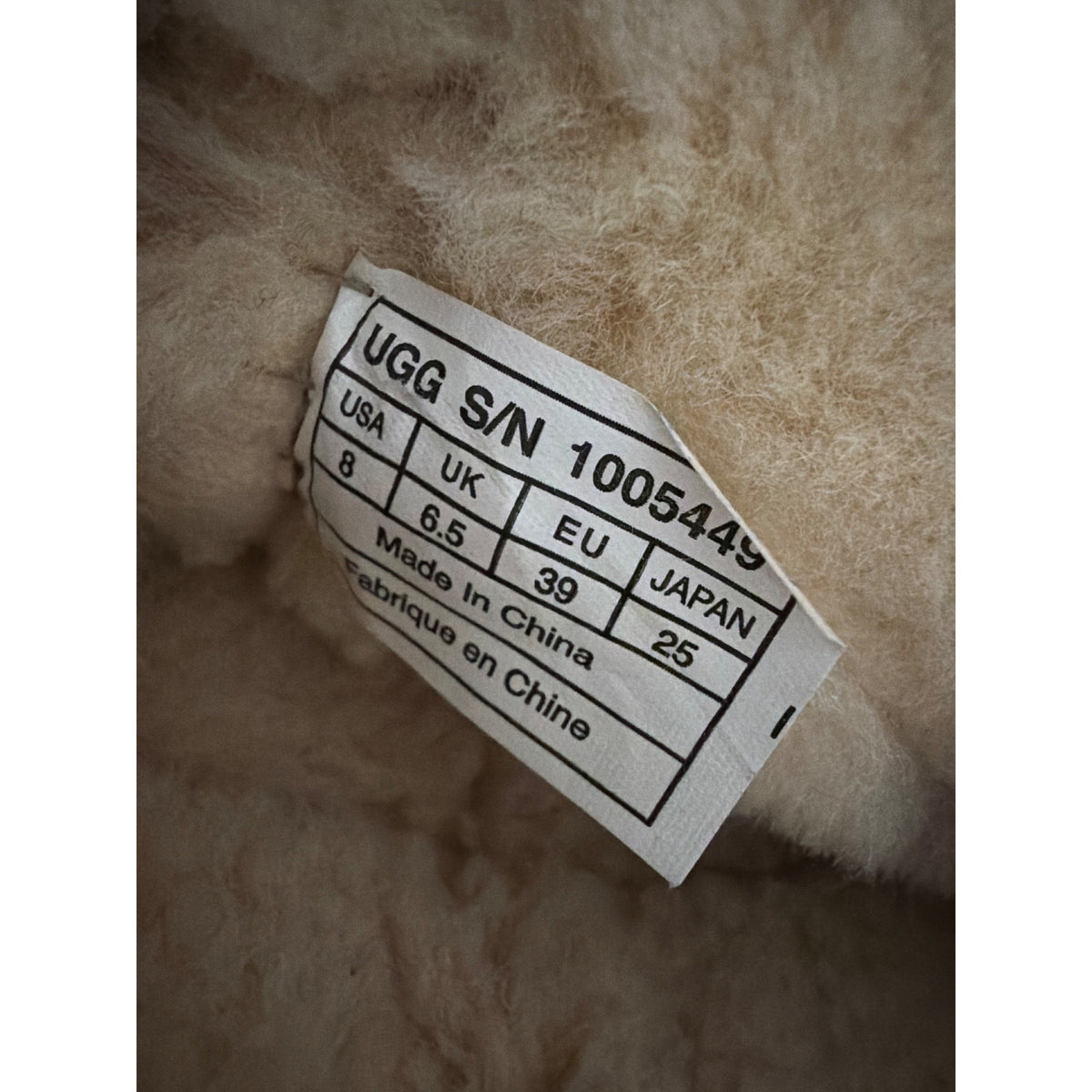 UGG Karyn Cuff Sheepskin Boot Size 8
